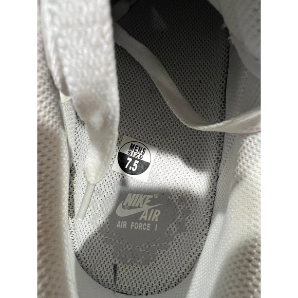 Nike Air Force 1 Mens size 7.5 White Low - Picture 8 of 9